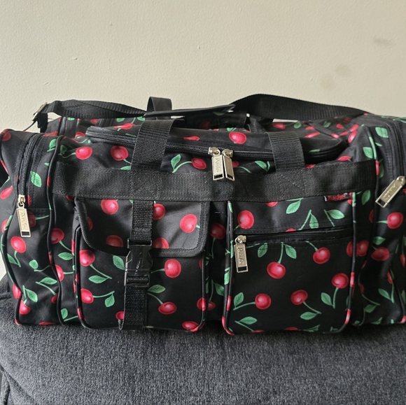 Cherry Burst Print Duffel Bag - Black and Red - Picture 5 of 12